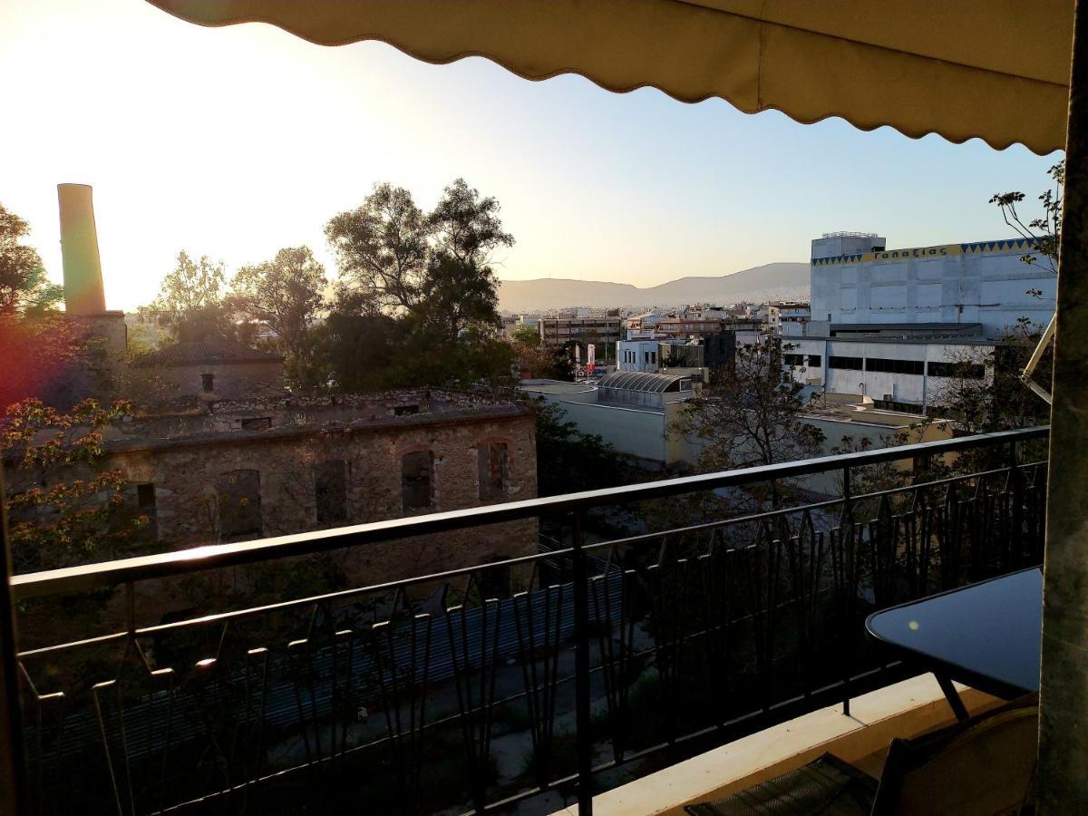 Fully Equiped Design Apartment With Excellent View/ Easy Parking Athens Luaran gambar